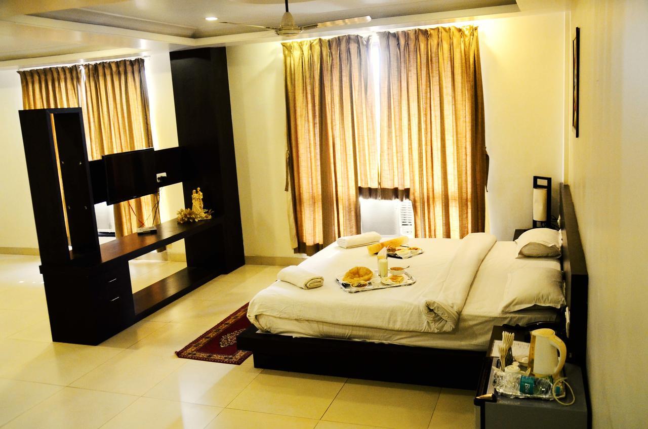 Отель Mohini Royal Jharsuguda Экстерьер фото